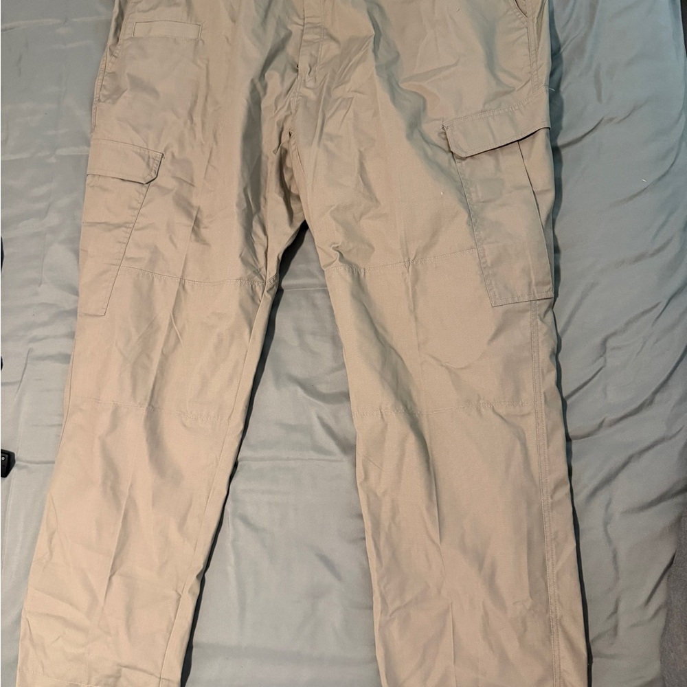 Tan Cargo Pants with Lightweight Cotton Blend